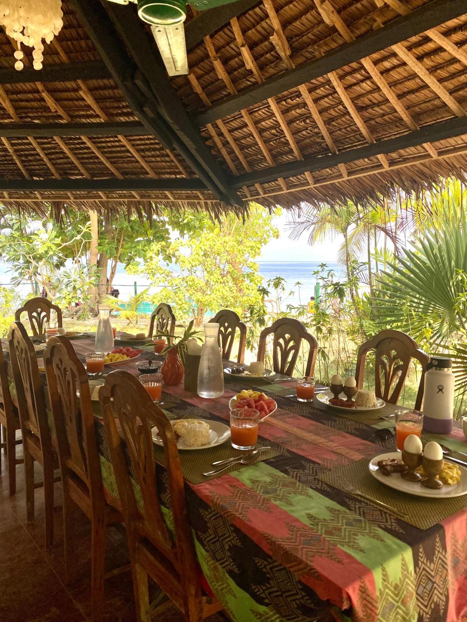 Ravenala Beach Bungalows Moalboal Exterior foto
